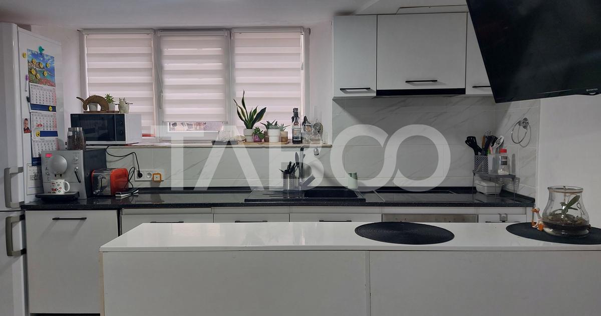 Apartament decomandat cu 3 camere în Cisnădie