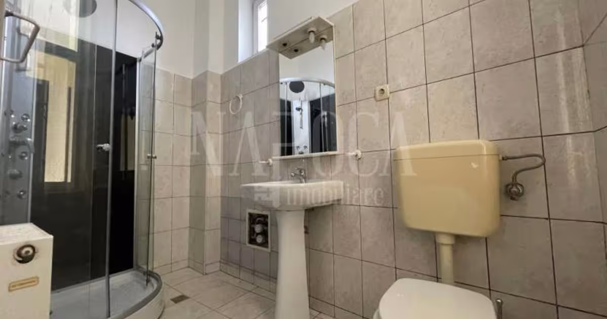 Apartament semidecomandat cu 4 camere în zona Central, Cluj-Napoca
