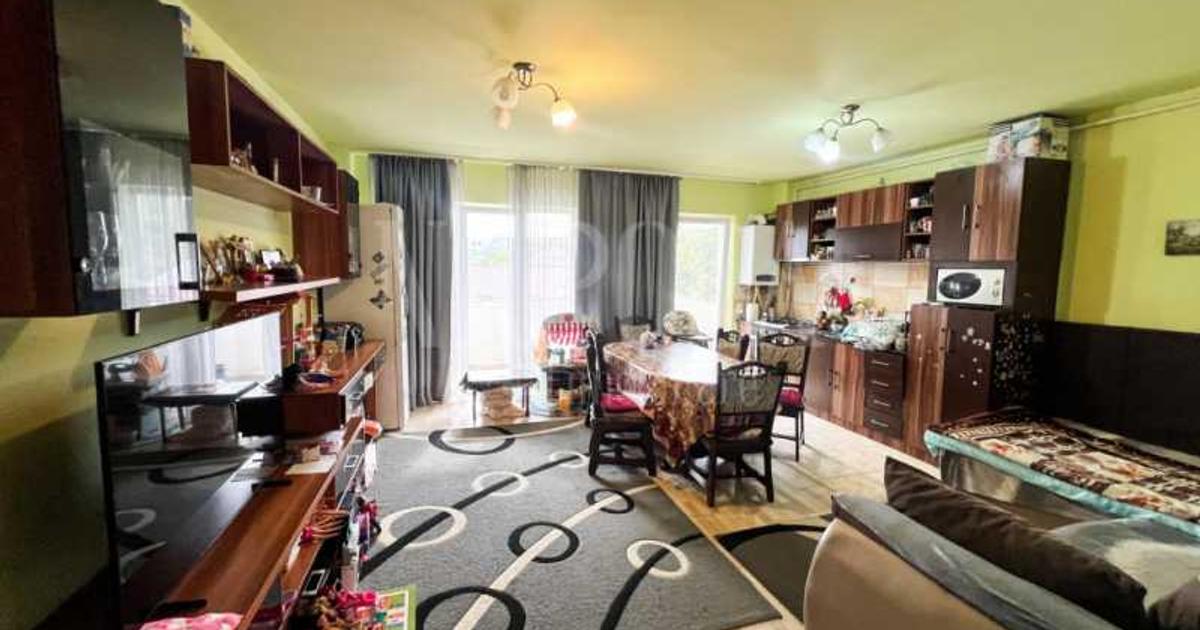 Apartament decomandat cu 3 camere în zona Mănăștur, Cluj-Napoca