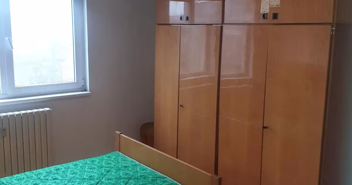 Apartament decomandat cu 4 camere în zona Casa de Cultură, Constanța