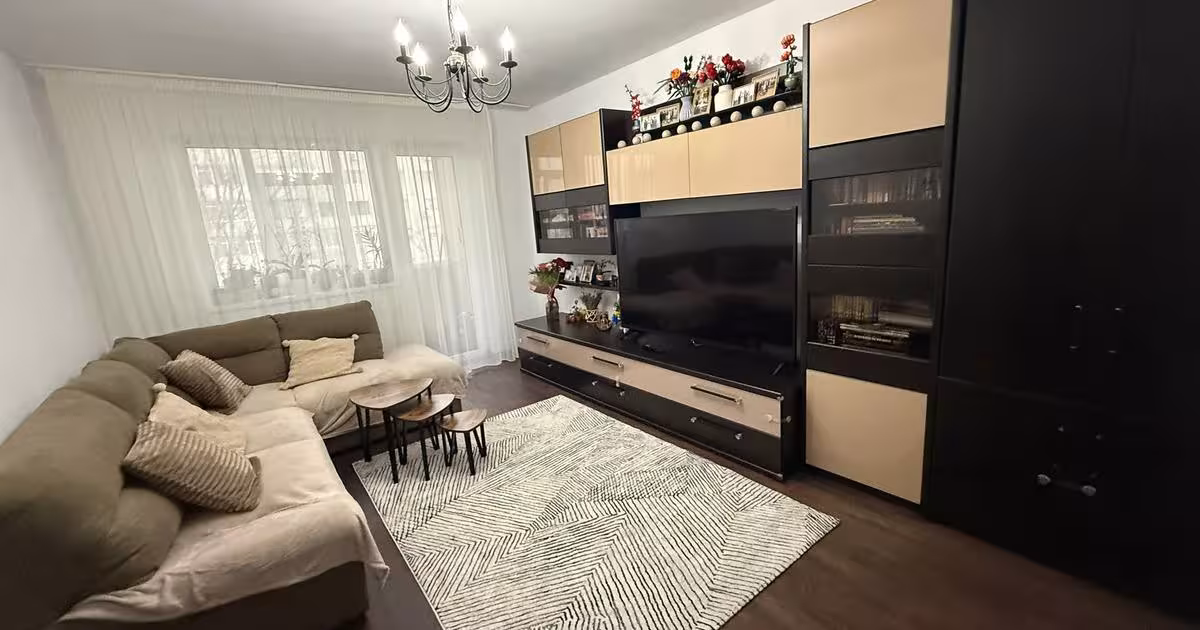 Apartament decomandat cu 3 camere în zona Km 4-5, Constanța