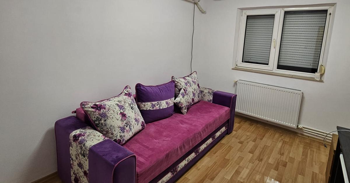 Apartament decomandat cu 3 camere în zona Poarta 6, Constanța