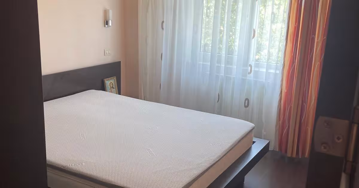 Apartament decomandat cu 3 camere în zona Tomis II, Constanța