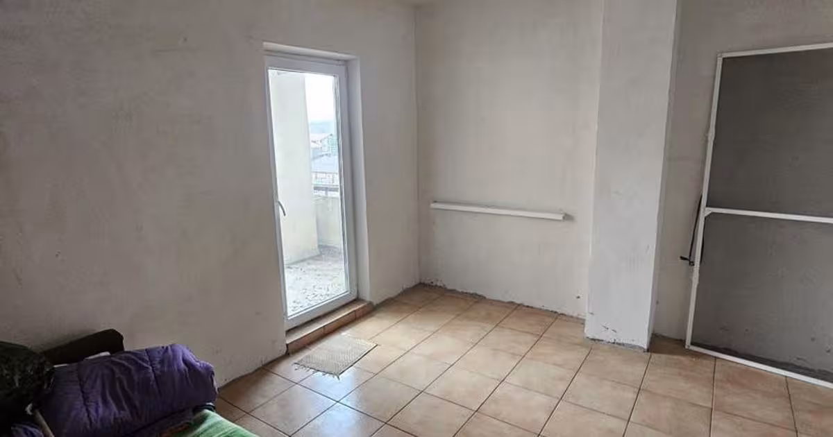 Apartament decomandat cu 3 camere în zona Ultracentral, Costești