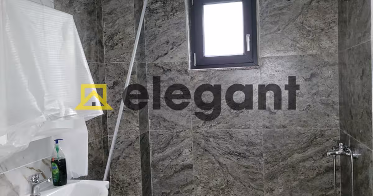 Apartament decomandat cu 2 camere în zona 1 Mai, Craiova