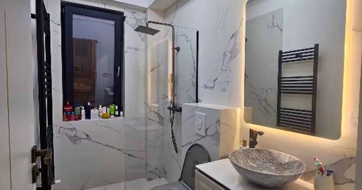 Apartament 3 camere, 90 mp – central, modern, gata de mutat!