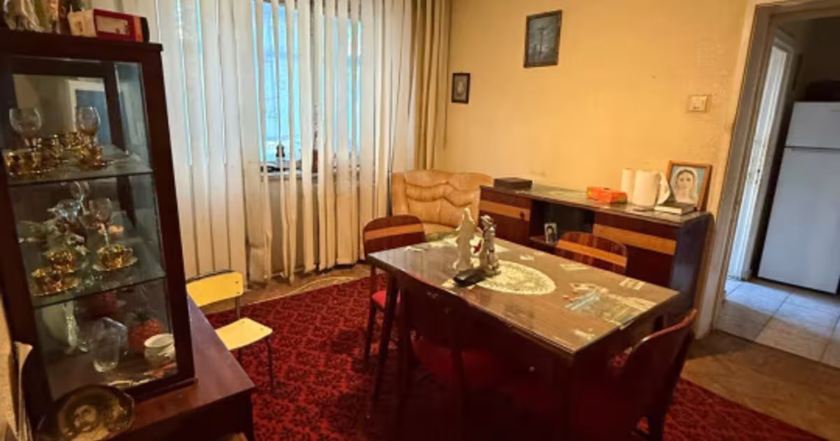 Apartament semidecomandat cu 2 camere în zona Titulescu, Craiova