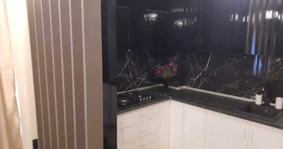 Apartament decomandat cu 3 camere în zona Titulescu, Craiova