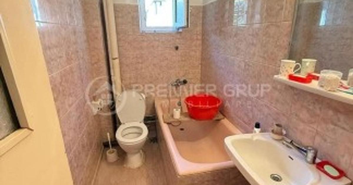 Apartament decomandat cu 3 camere în Dancu