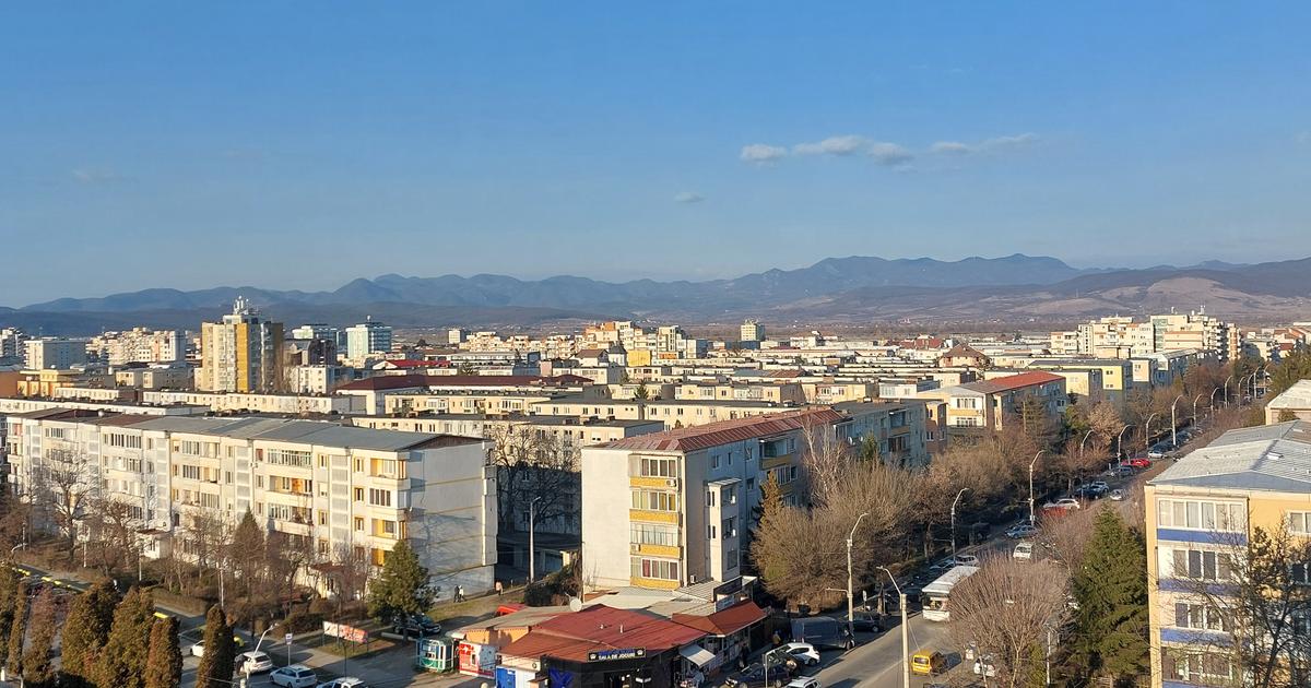 Apartament 65 mp cu 3 camere în zona Astoria, Deva