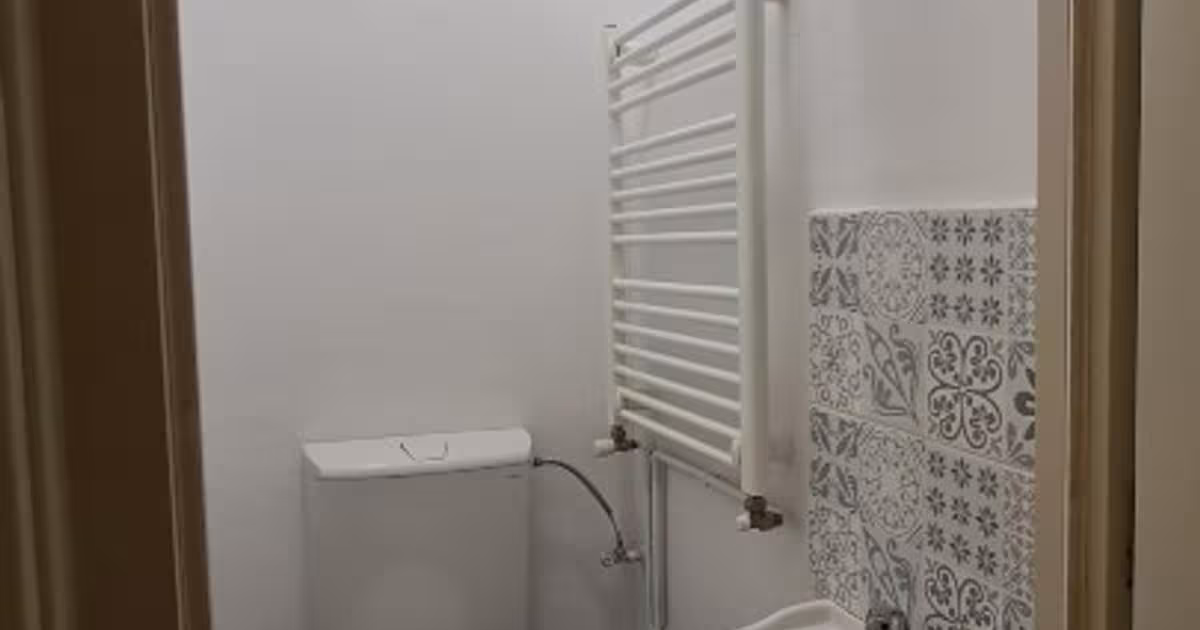Apartament decomandat cu 3 camere în zona Aurel Vlaicu, Deva