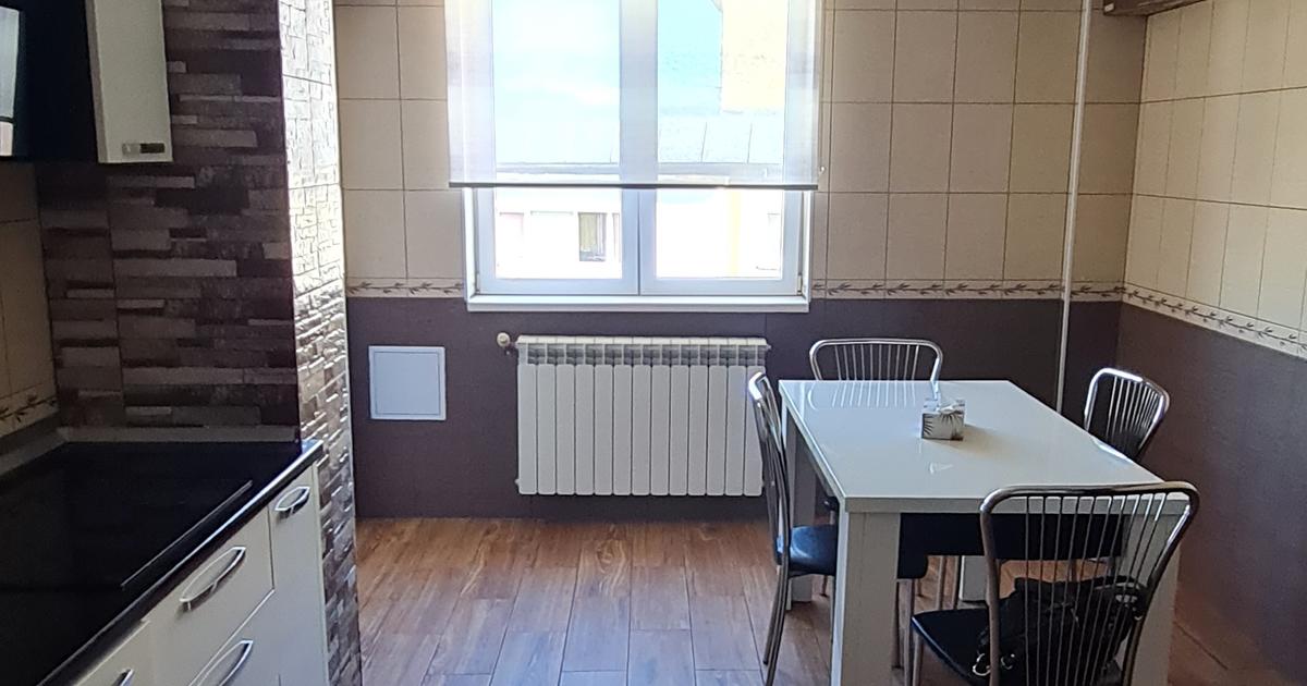 Apartament decomandat cu 3 camere în zona Central, Deva
