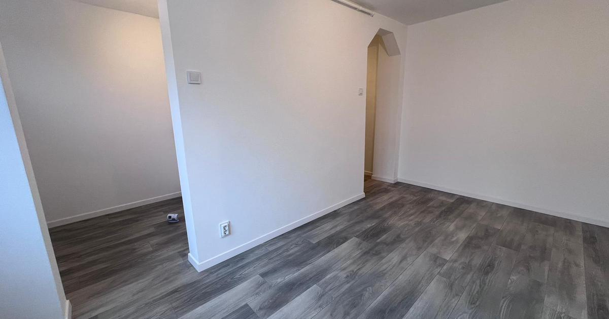 Apartament semidecomandat cu 2 camere în zona Dacia, Deva
