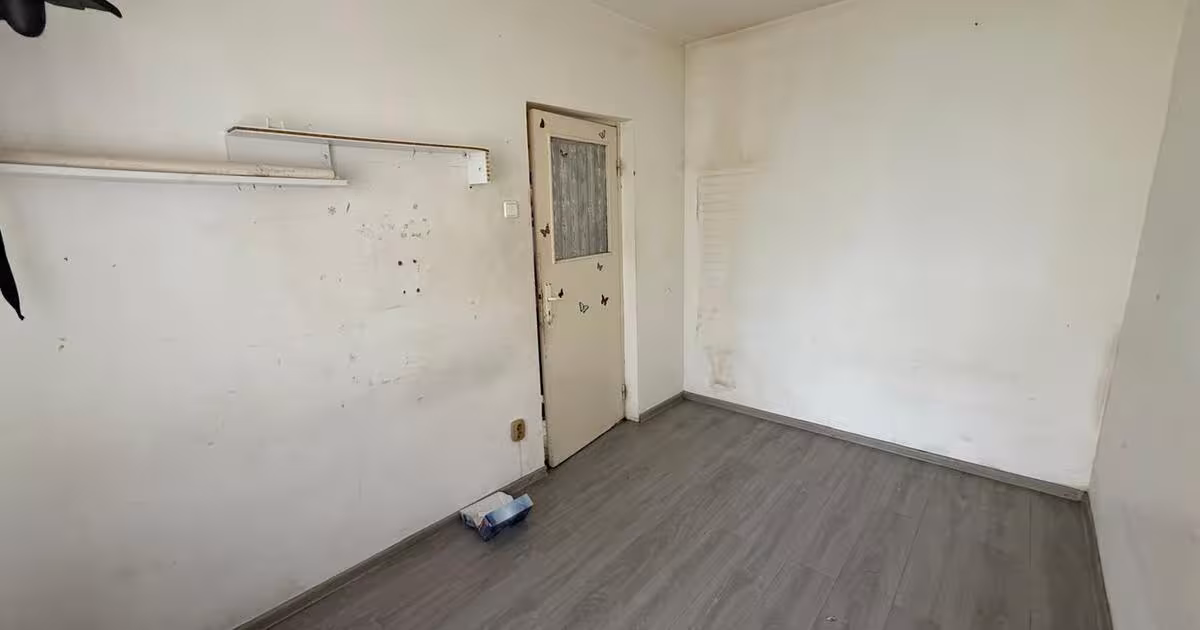 Apartament semidecomandat cu 3 camere în zona Dacia, Deva
