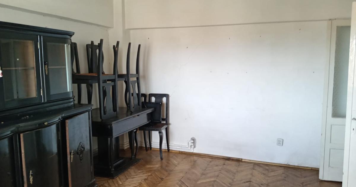 Apartament decomandat cu 3 camere în zona Decebal, Deva