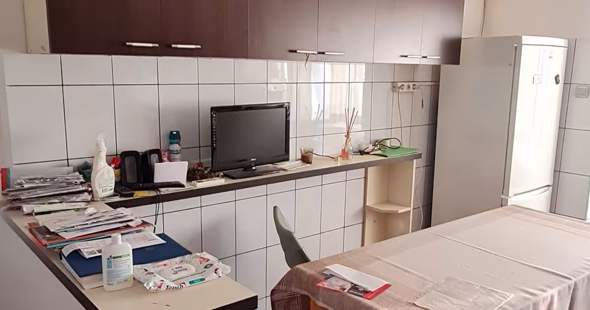 Apartament decomandat cu 3 camere în zona Gării, Deva