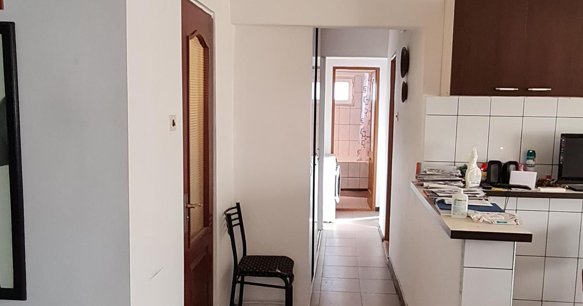 Apartament decomandat cu 3 camere în zona Gării, Deva