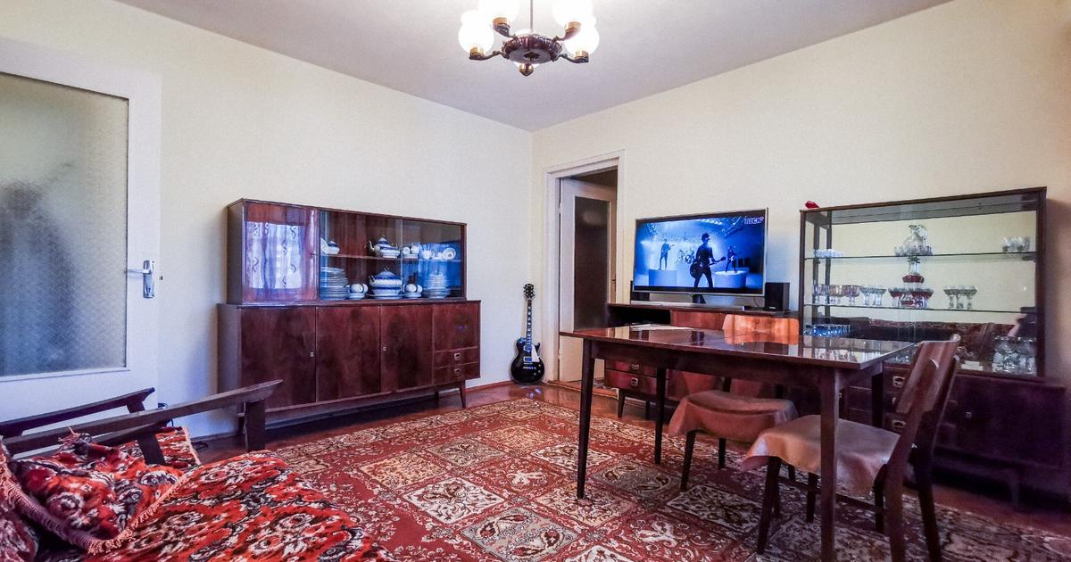 Apartament semidecomandat cu 4 camere în zona Gojdu, Deva