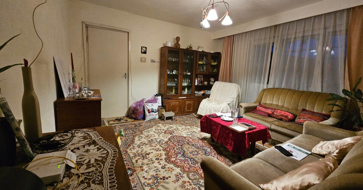 Apartament semidecomandat cu 4 camere în zona Gojdu, Deva
