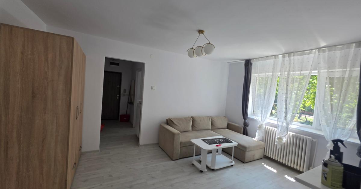 Apartament semidecomandat cu 2 camere în zona Kogălniceanu, Deva