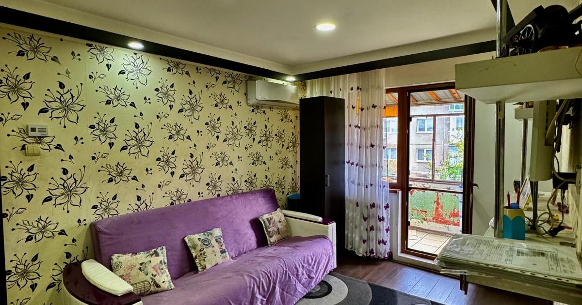 Apartament semidecomandat cu 2 camere în zona Micro 15, Deva