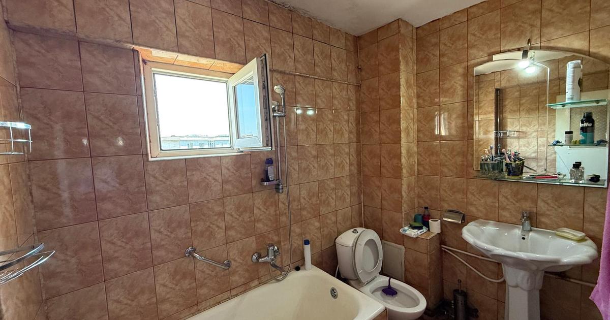 Apartament decomandat cu 2 camere în zona Mihai Eminescu, Deva