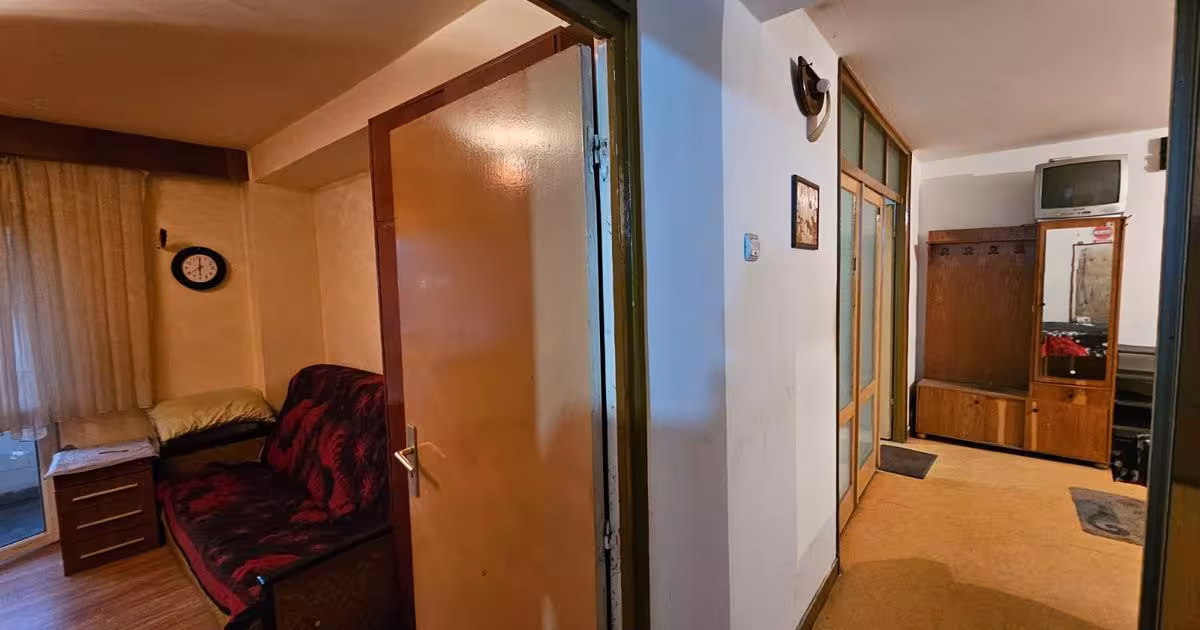 Apartament decomandat cu 3 camere în zona Mihai Eminescu, Deva