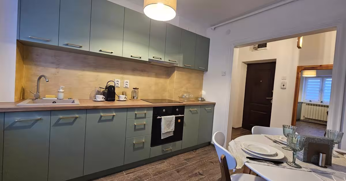 Apartament decomandat cu 2 camere în zona Nicolae Bălcescu, Deva
