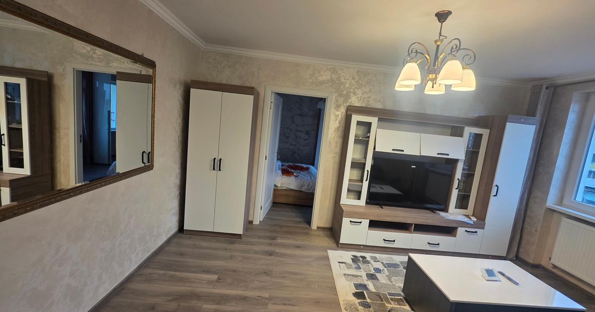 Apartament semidecomandat cu 3 camere în zona Ultracentral, Deva