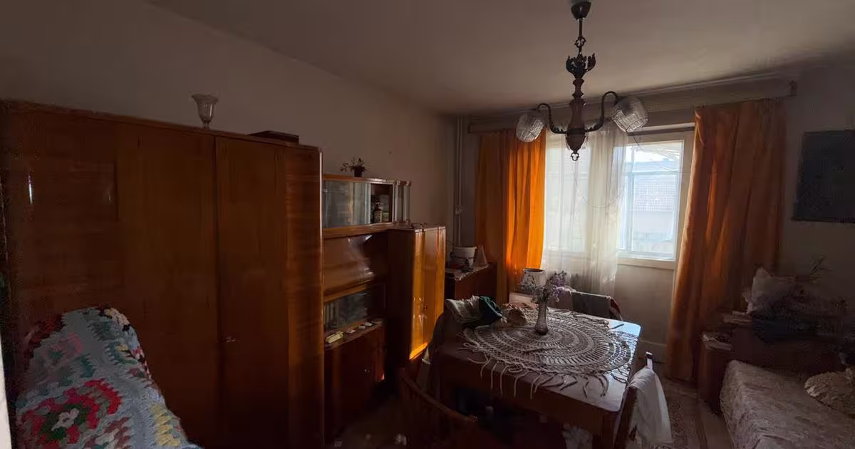 Apartament decomandat cu 2 camere în zona Zamfirescu, Deva