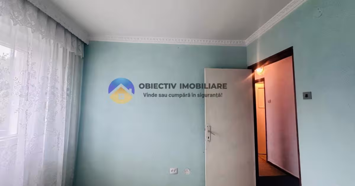 Apartament decomandat cu 4 camere în Durău