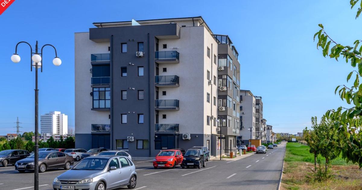 Apartament decomandat cu 2 camere în zona Central, Eforie Nord