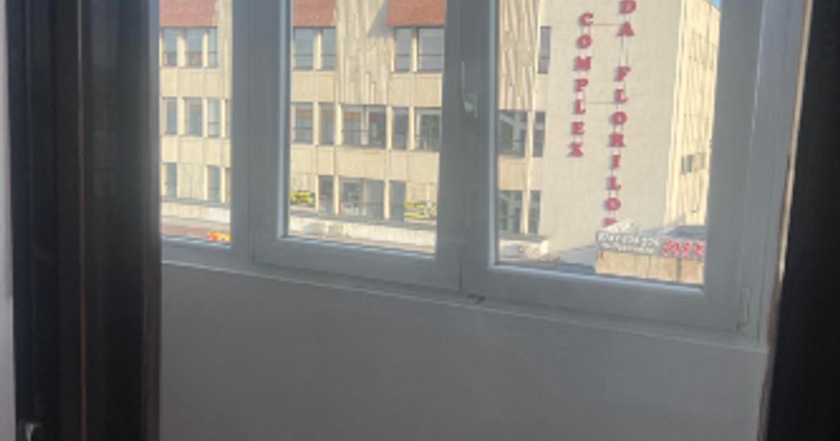 Apartament semidecomandat cu 4 camere în Fălticeni