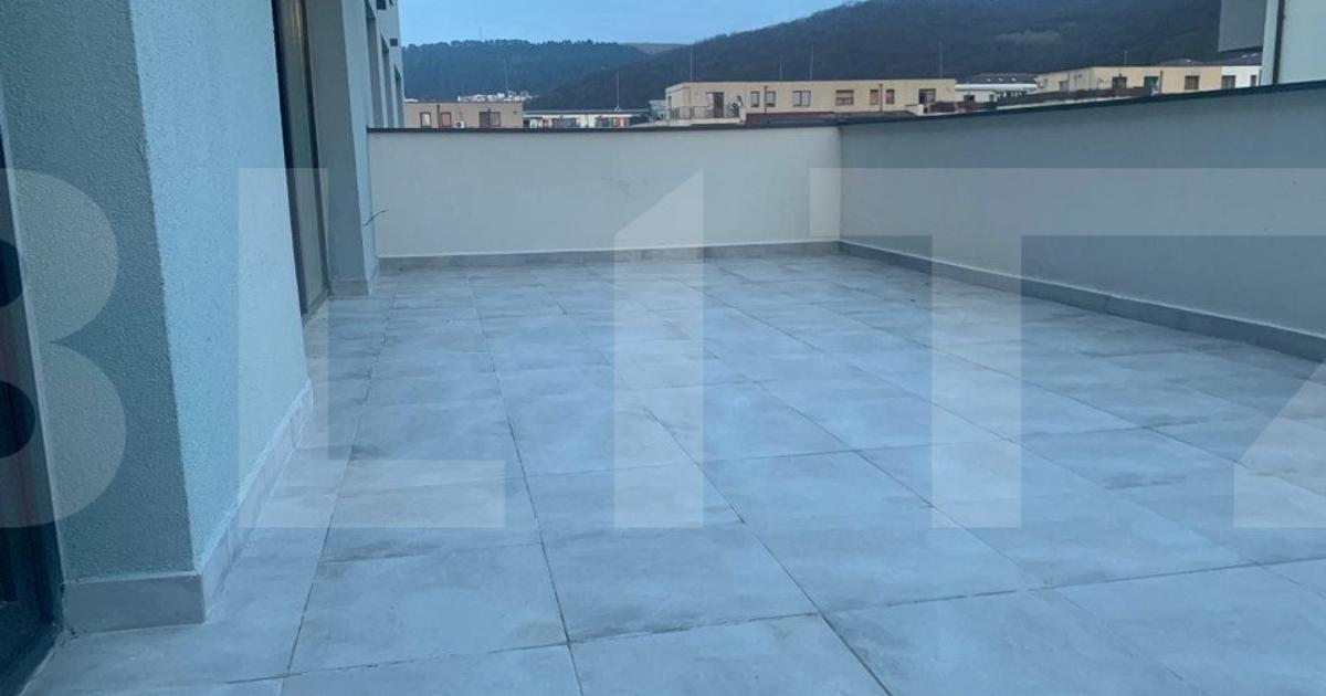 Apartament semidecomandat cu 2 camere în Florești