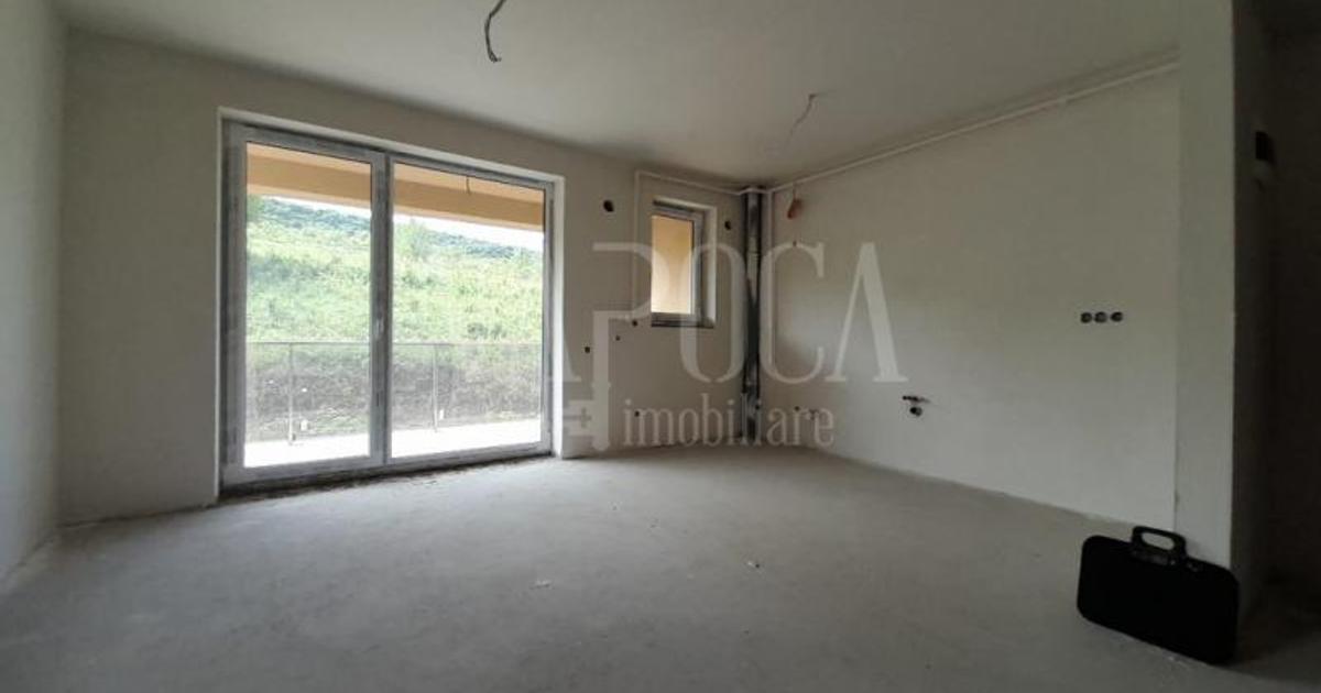 Apartament semidecomandat cu 2 camere în Florești