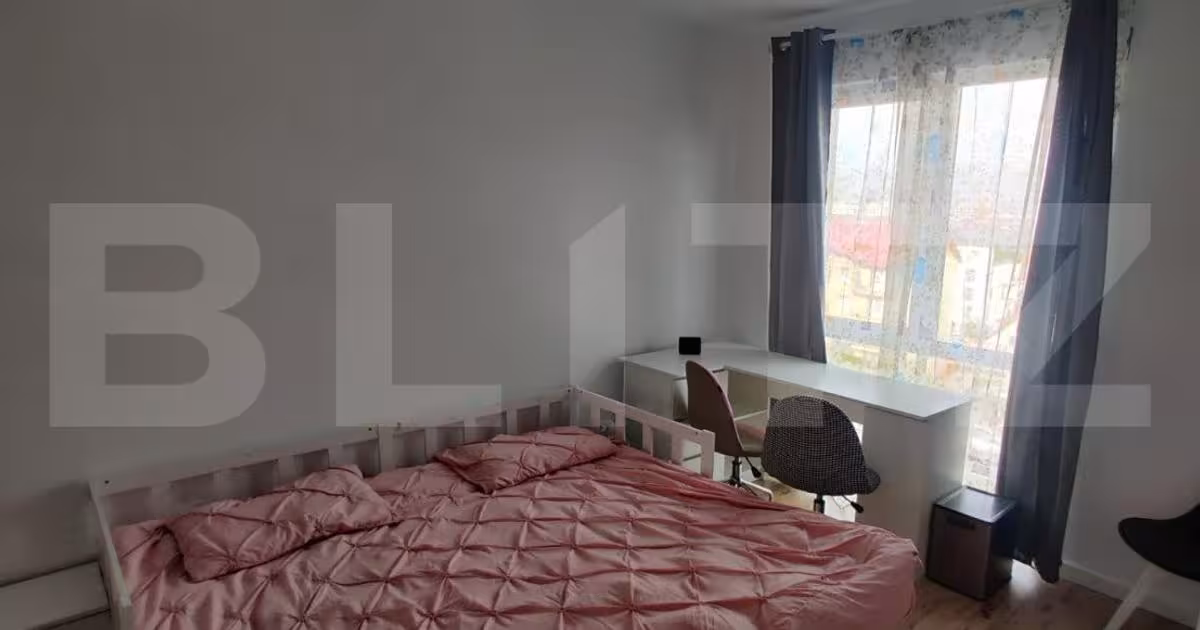 Apartament semidecomandat cu 3 camere în Florești