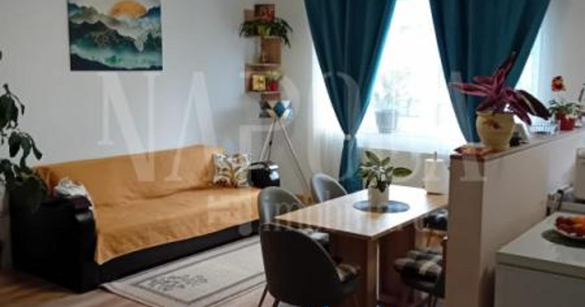 Apartament semidecomandat cu 3 camere în Florești