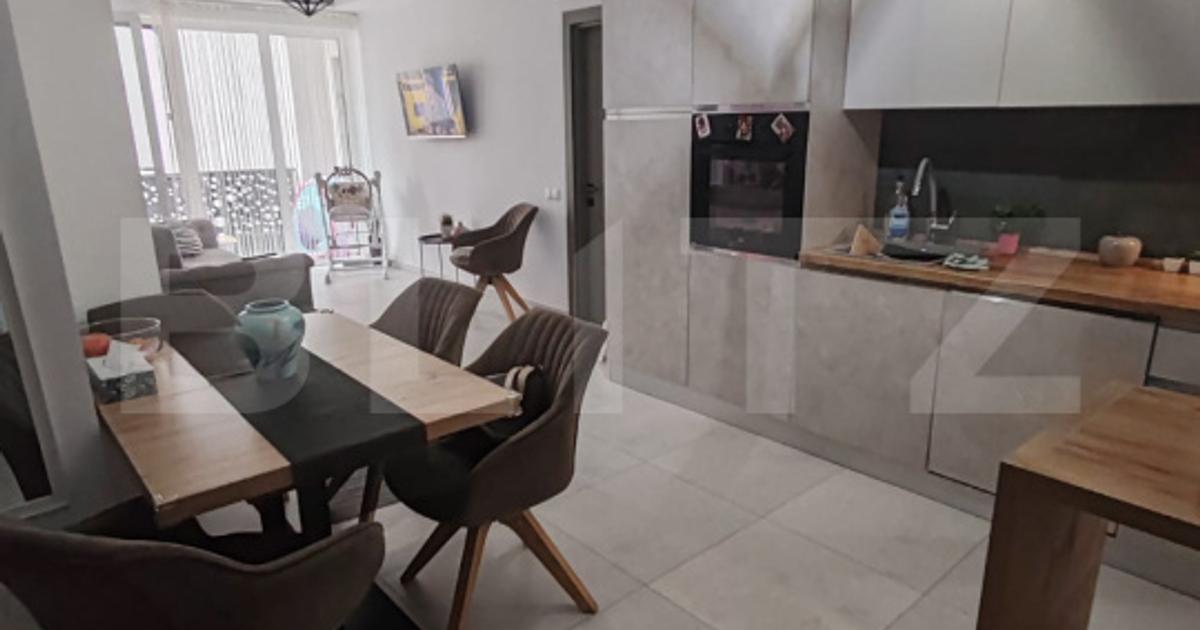 Apartament semidecomandat cu 3 camere în Florești