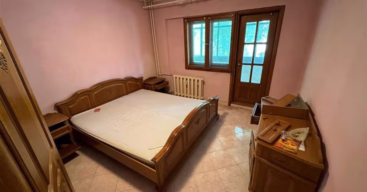 Apartament decomandat cu 3 camere în zona Brăilei, Focșani
