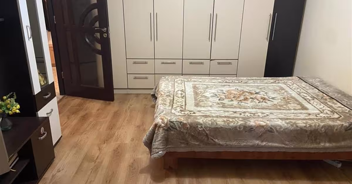 Apartament semidecomandat cu 2 camere în zona Gară, Focșani