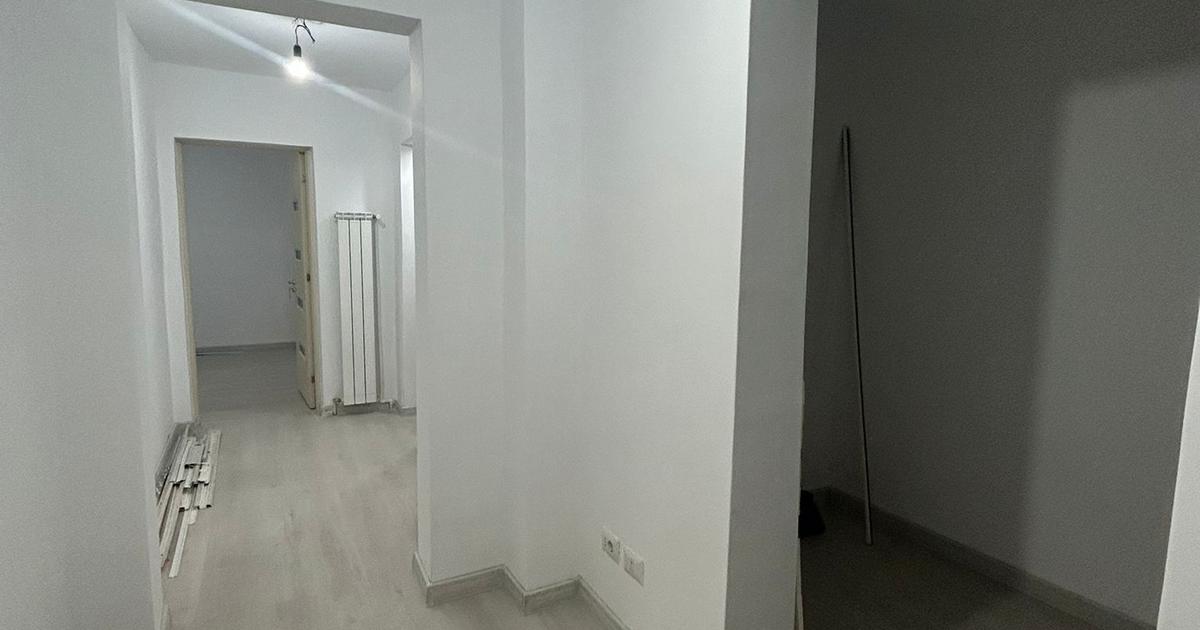 Apartament decomandat cu 3 camere în zona Sud, Focșani