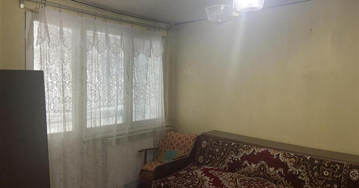 Apartament decomandat cu 3 camere în zona Sud, Focșani