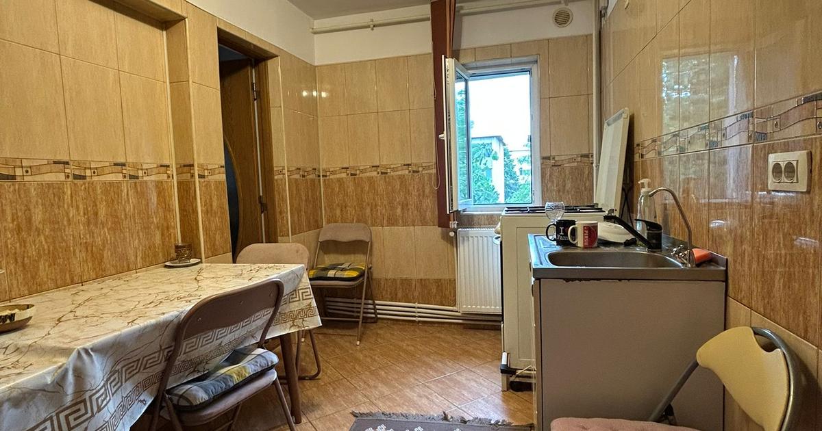 Apartament decomandat cu 2 camere în zona Sud, Focșani