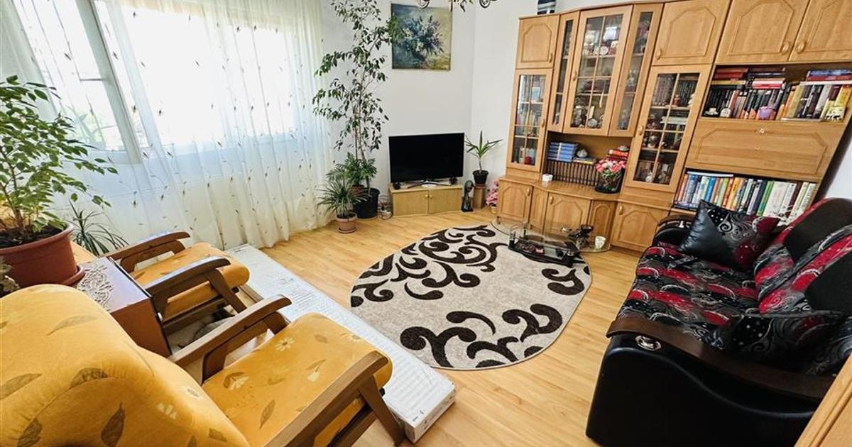 Apartament decomandat cu 4 camere în zona Ultracentral, Focșani