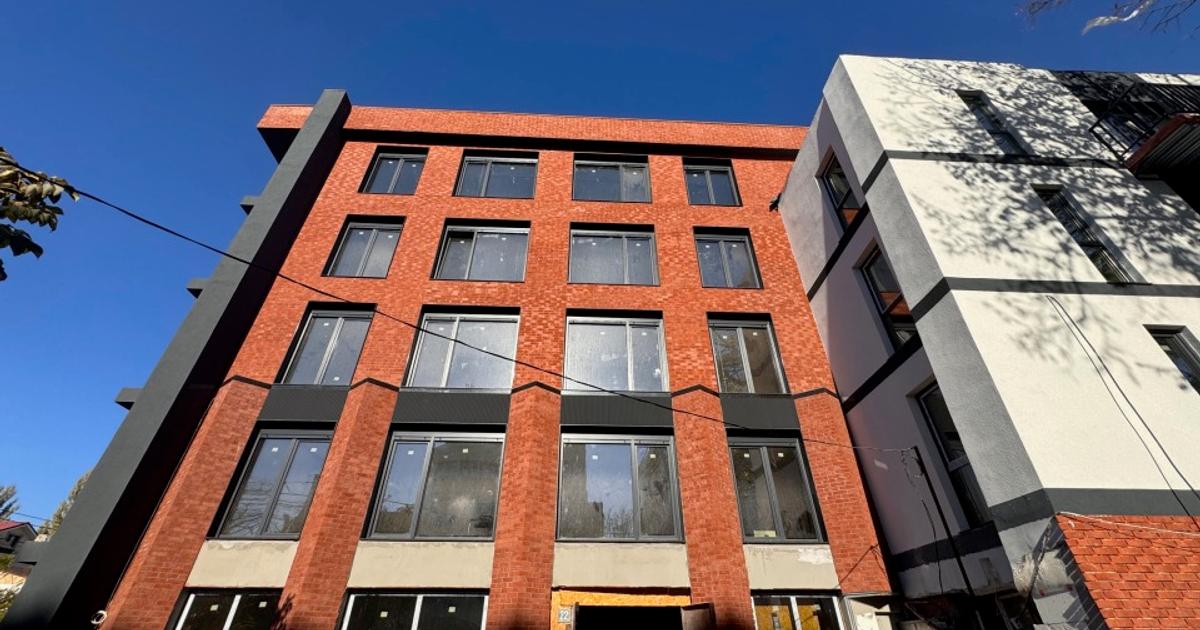 Apartament decomandat cu 2 camere în zona Central, Galați