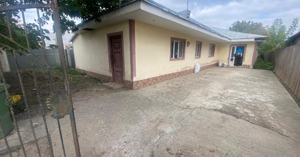 Apartament decomandat cu 4 camere în zona Central, Galați