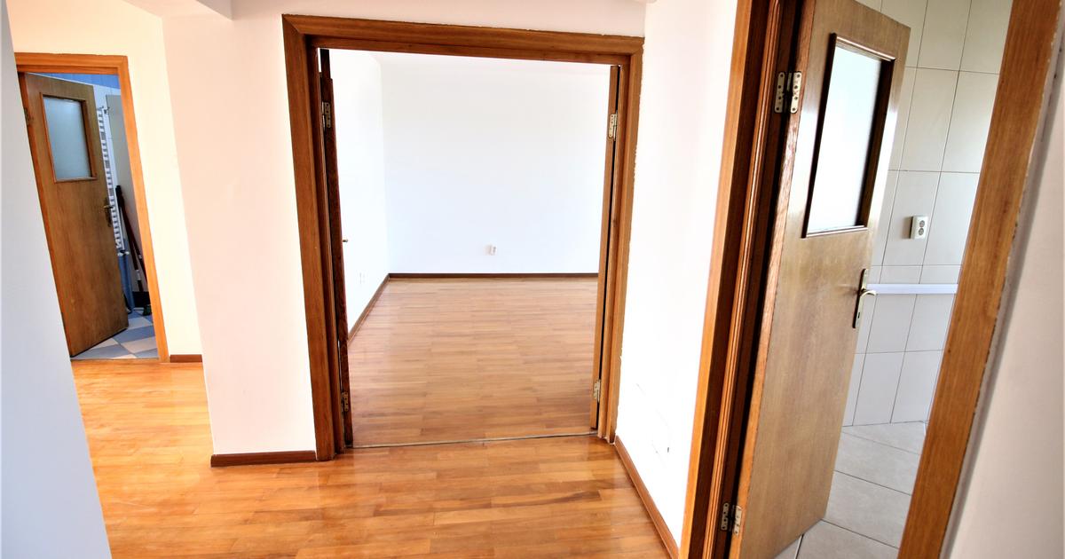 Apartament decomandat cu 3 camere în zona Faleză, Galați