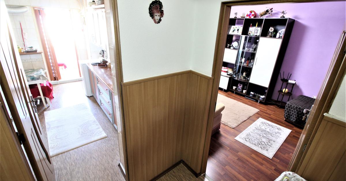 Apartament decomandat cu 2 camere Galați