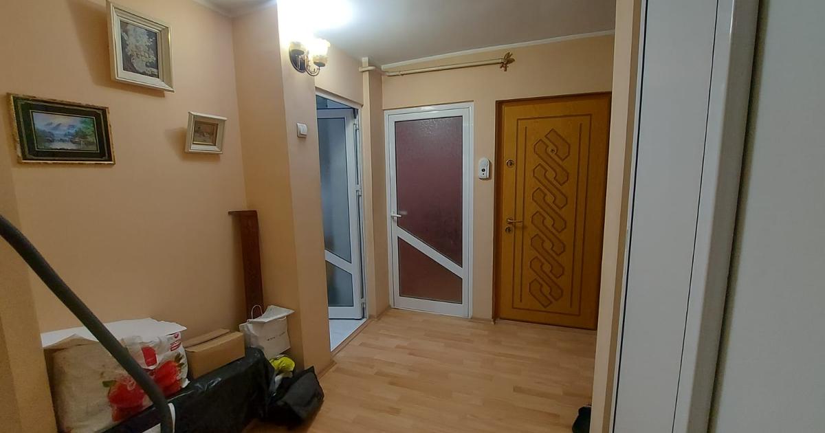 Apartament decomandat cu 2 camere Galați