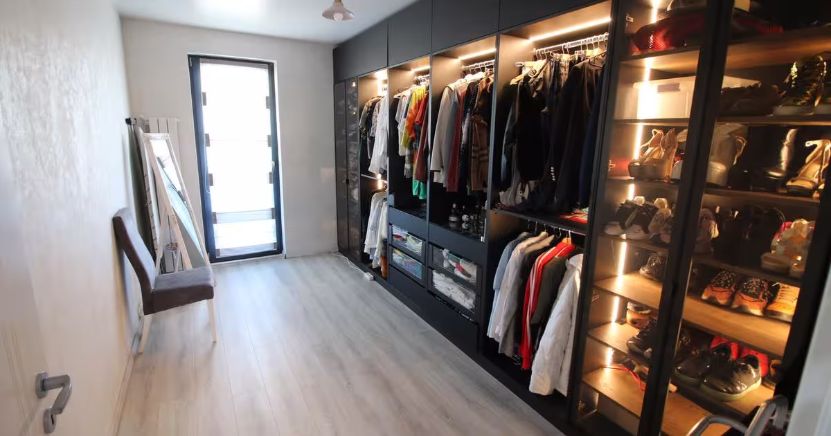 Apartament decomandat cu 4 camere Galați